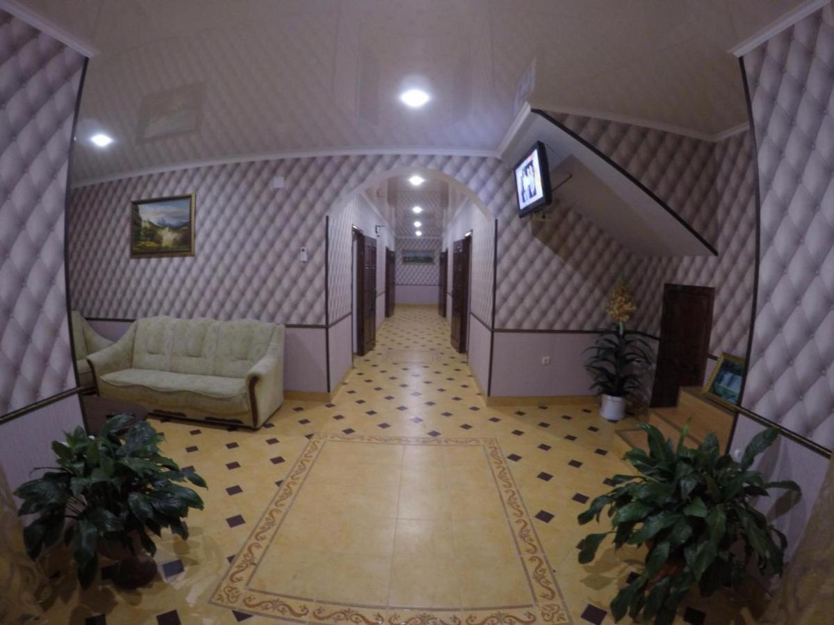 Alan Hotel Sukhumi Quarto foto